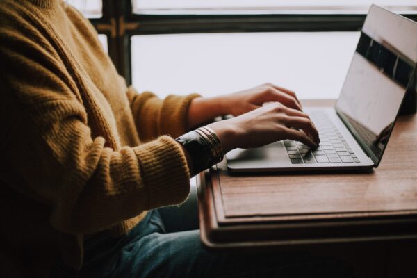 christin-hume-mfB1B1s4sMc-unsplash christin-hume-mfB1B1s4sMc-unsplash